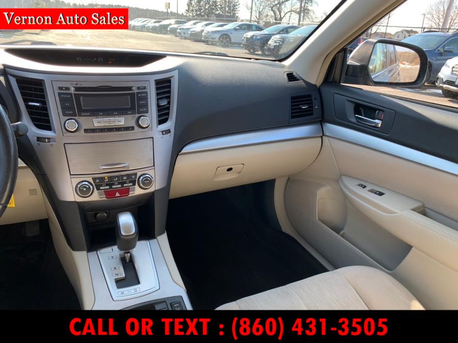 2013 Subaru Outback 4dr Wgn H4 Auto 2.5i Premium PZEV, available for sale in Manchester, Connecticut | Vernon Auto Sale & Service. Manchester, Connecticut 2013 Subaru Outback 4dr Wgn H4 Auto 2.5i Premium PZEV, available for sale in Manchester, Connecticut | Vernon Auto Sale & Service. Manchester, Connecticut