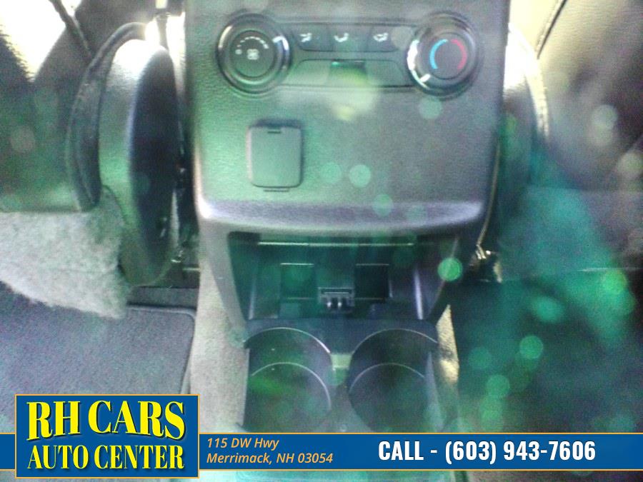 Used Ford Explorer 4WD 4dr XLT 2015 | RH Cars LLC. Merrimack, New Hampshire Used Ford Explorer 4WD 4dr XLT 2015 | RH Cars LLC. Merrimack, New Hampshire