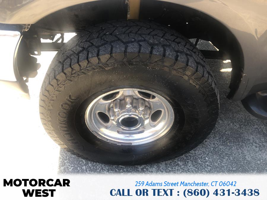 Used Ford Super Duty F-250 Supercab 142" Lariat 4WD 2002 | Motorcar West. Manchester, Connecticut Used Ford Super Duty F-250 Supercab 142" Lariat 4WD 2002 | Motorcar West. Manchester, Connecticut