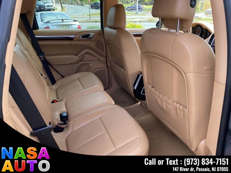 2013 Porsche Cayenne AWD 4dr SUV, available for sale in Passaic, New Jersey | Nasa Auto. Passaic, New Jersey 2013 Porsche Cayenne AWD 4dr SUV, available for sale in Passaic, New Jersey | Nasa Auto. Passaic, New Jersey