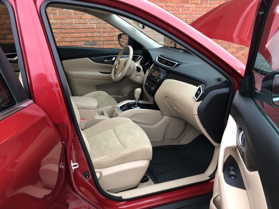 2015 Nissan Rogue AWD 4dr SV, available for sale in Waterbury, Connecticut | National Auto Brokers, Inc.. Waterbury, Connecticut 2015 Nissan Rogue AWD 4dr SV, available for sale in Waterbury, Connecticut | National Auto Brokers, Inc.. Waterbury, Connecticut