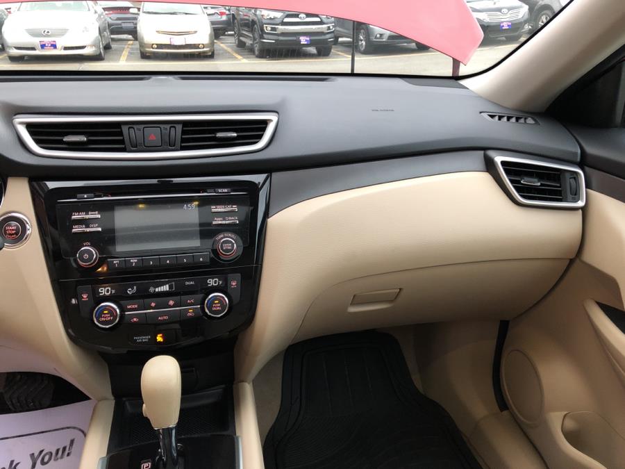 2015 Nissan Rogue AWD 4dr SV, available for sale in Waterbury, Connecticut | National Auto Brokers, Inc.. Waterbury, Connecticut 2015 Nissan Rogue AWD 4dr SV, available for sale in Waterbury, Connecticut | National Auto Brokers, Inc.. Waterbury, Connecticut