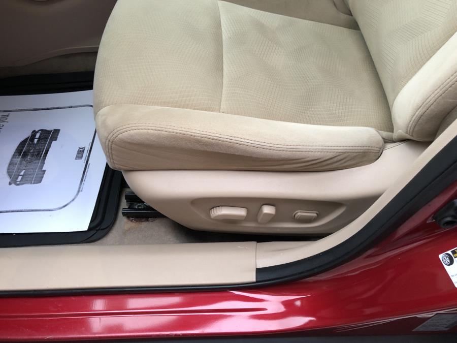 2015 Nissan Rogue AWD 4dr SV, available for sale in Waterbury, Connecticut | National Auto Brokers, Inc.. Waterbury, Connecticut 2015 Nissan Rogue AWD 4dr SV, available for sale in Waterbury, Connecticut | National Auto Brokers, Inc.. Waterbury, Connecticut
