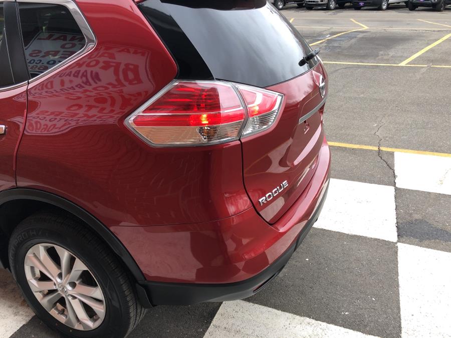 2015 Nissan Rogue AWD 4dr SV, available for sale in Waterbury, Connecticut | National Auto Brokers, Inc.. Waterbury, Connecticut 2015 Nissan Rogue AWD 4dr SV, available for sale in Waterbury, Connecticut | National Auto Brokers, Inc.. Waterbury, Connecticut