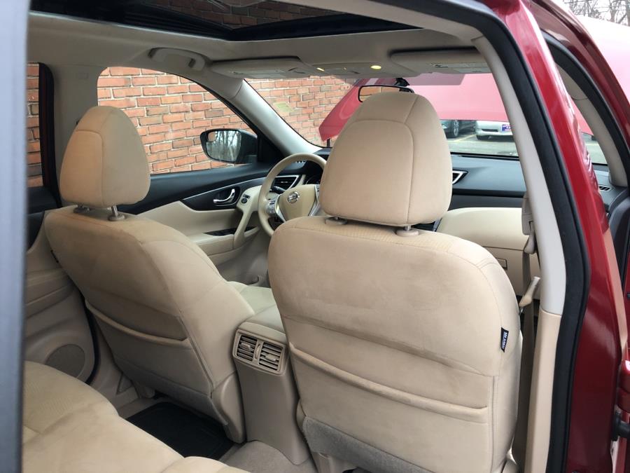 2015 Nissan Rogue AWD 4dr SV, available for sale in Waterbury, Connecticut | National Auto Brokers, Inc.. Waterbury, Connecticut 2015 Nissan Rogue AWD 4dr SV, available for sale in Waterbury, Connecticut | National Auto Brokers, Inc.. Waterbury, Connecticut