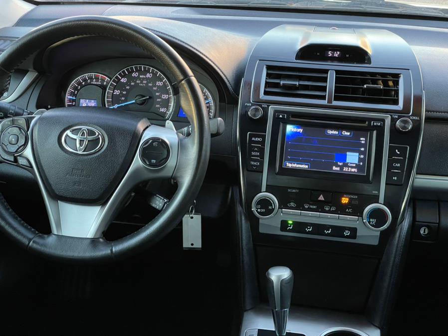 Used Toyota Camry 4dr Sdn I4 Auto SE Sport (Natl) *Ltd Avail* 2014 | Green Light Auto. Corona, California