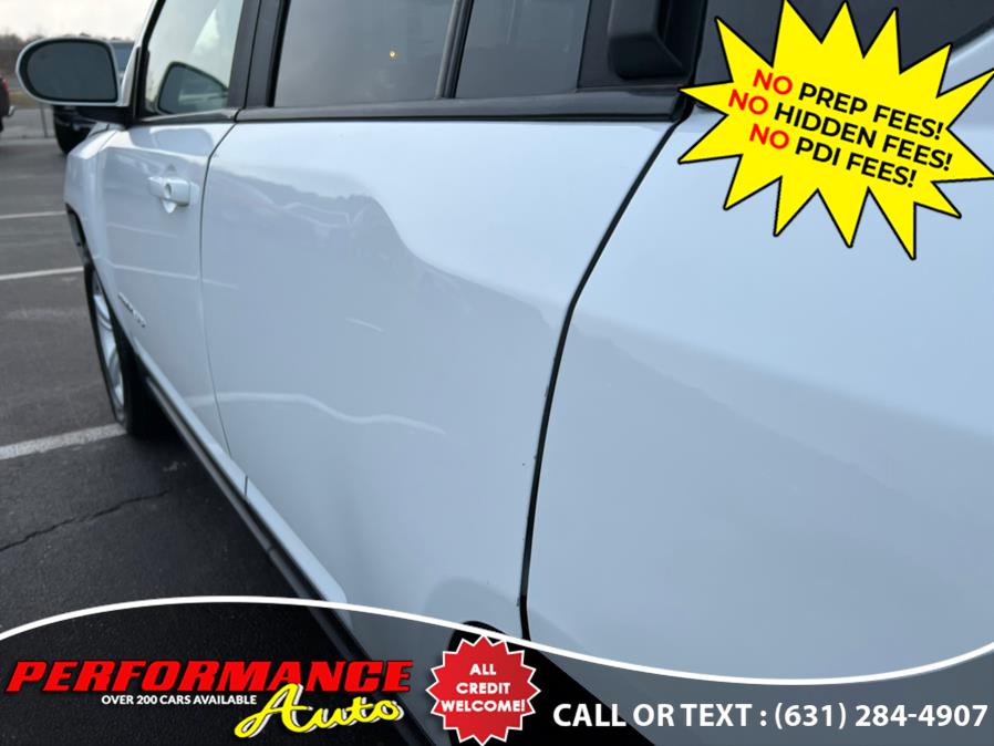 2014 Jeep Compass 4WD 4dr Latitude, available for sale in Bohemia, New York | Performance Auto Inc. Bohemia, New York 2014 Jeep Compass 4WD 4dr Latitude, available for sale in Bohemia, New York | Performance Auto Inc. Bohemia, New York