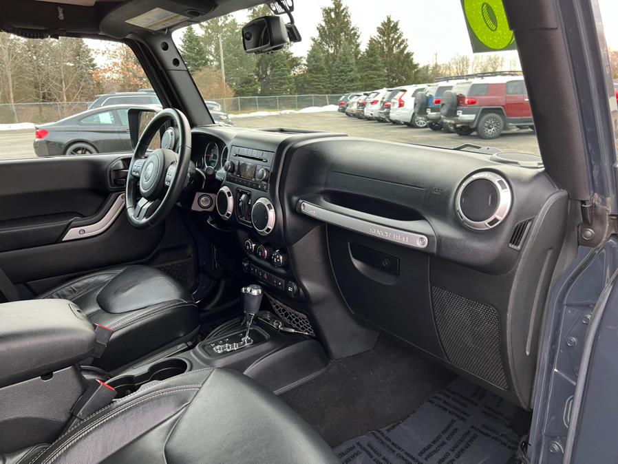 Used Jeep Wrangler Unlimited 4WD 4dr Sahara 2016 | Tru Auto Mall. Berlin, Connecticut Used Jeep Wrangler Unlimited 4WD 4dr Sahara 2016 | Tru Auto Mall. Berlin, Connecticut