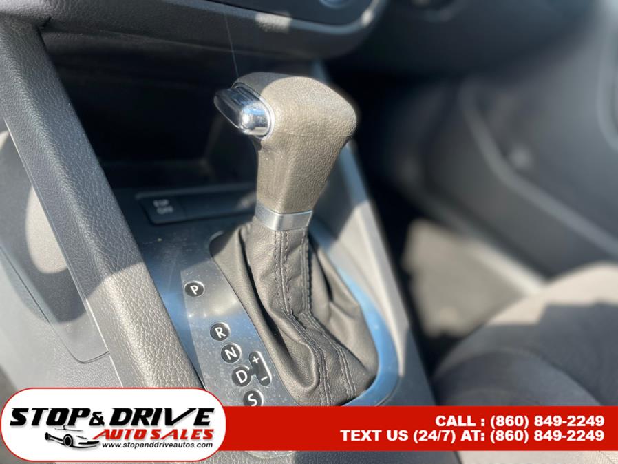 Used Volkswagen Jetta Sedan 4dr Auto S PZEV 2009 | Stop & Drive Auto Sales. East Windsor, Connecticut Used Volkswagen Jetta Sedan 4dr Auto S PZEV 2009 | Stop & Drive Auto Sales. East Windsor, Connecticut