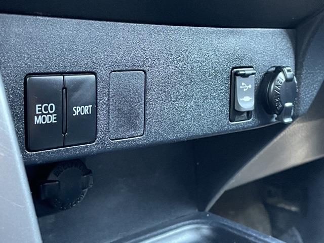 Used Toyota Rav4 LE 2016 | Blasius Federal Road. Brookfield, Connecticut Used Toyota Rav4 LE 2016 | Blasius Federal Road. Brookfield, Connecticut