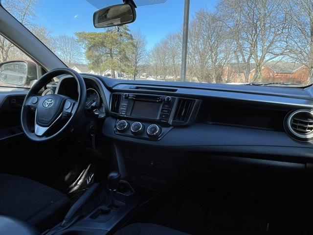 Used Toyota Rav4 LE 2016 | Blasius Federal Road. Brookfield, Connecticut Used Toyota Rav4 LE 2016 | Blasius Federal Road. Brookfield, Connecticut