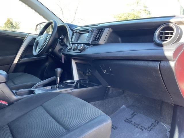 Used Toyota Rav4 LE 2016 | Blasius Federal Road. Brookfield, Connecticut Used Toyota Rav4 LE 2016 | Blasius Federal Road. Brookfield, Connecticut
