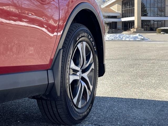 Used Toyota Rav4 LE 2016 | Blasius Federal Road. Brookfield, Connecticut Used Toyota Rav4 LE 2016 | Blasius Federal Road. Brookfield, Connecticut