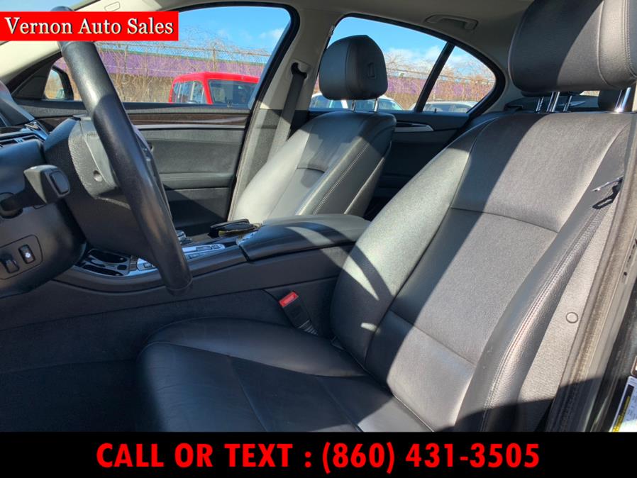 2014 BMW 5 Series 4dr Sdn 535i xDrive AWD, available for sale in Manchester, Connecticut | Vernon Auto Sale & Service. Manchester, Connecticut 2014 BMW 5 Series 4dr Sdn 535i xDrive AWD, available for sale in Manchester, Connecticut | Vernon Auto Sale & Service. Manchester, Connecticut