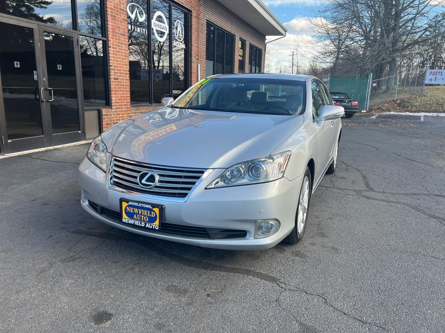 2011 Lexus ES 350 4dr Sdn, available for sale in Middletown, Connecticut | Newfield Auto Sales. Middletown, Connecticut