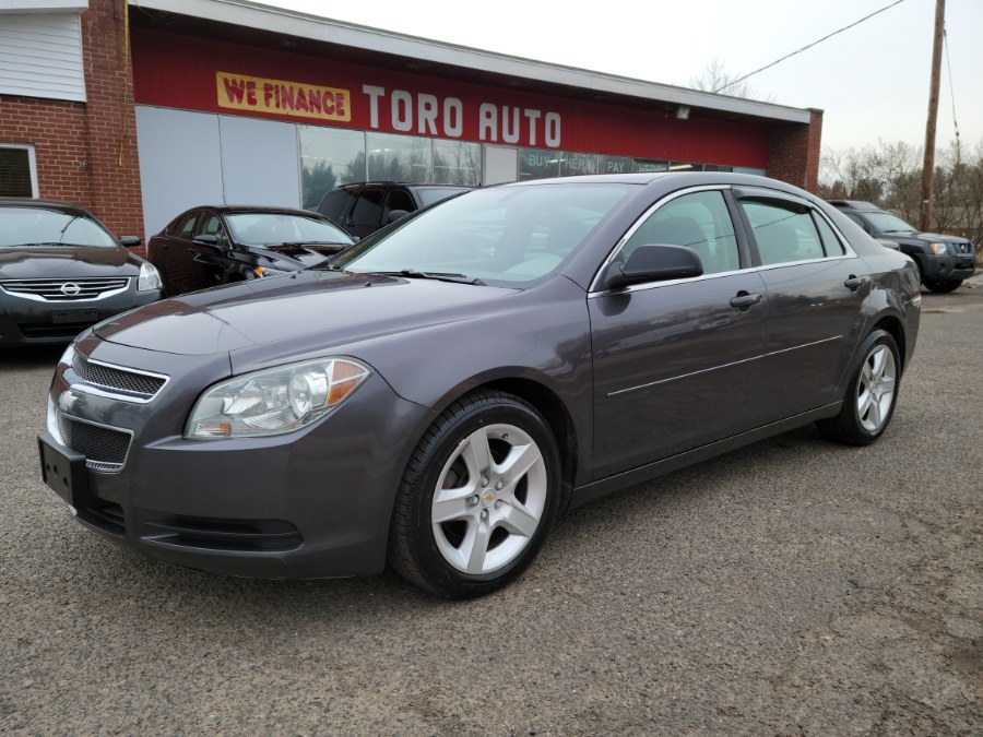 2010 Chevrolet Malibu 4dr Sdn LS w/1LS, available for sale in East Windsor, Connecticut | Toro Auto. East Windsor, Connecticut