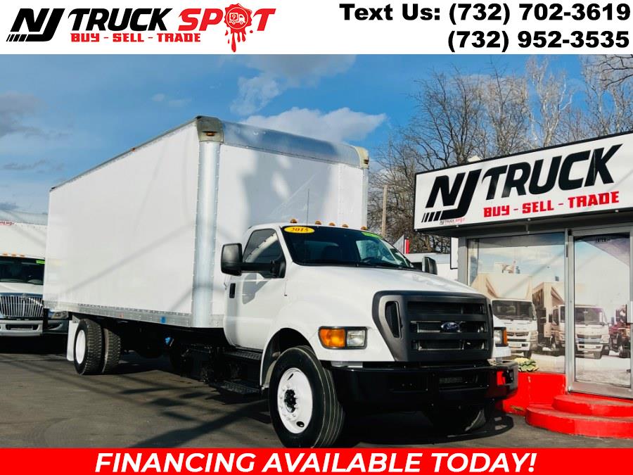 2015 Ford Super Duty F-750 Straight Frame 26FT DRY BOX TRUCK + CUMMINS ENGINE + NO CDL, available for sale in South Amboy, New Jersey | NJ Truck Spot. South Amboy, New Jersey