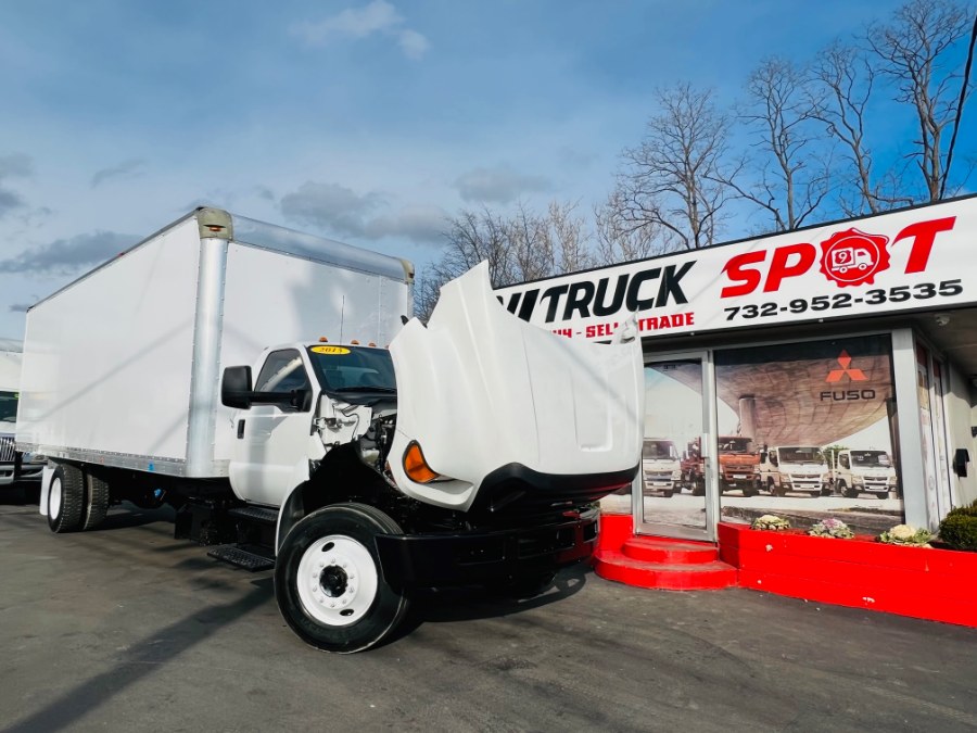 2015 Ford Super Duty F-750 Straight Frame 26FT DRY BOX TRUCK + CUMMINS ENGINE + NO CDL, available for sale in South Amboy, New Jersey | NJ Truck Spot. South Amboy, New Jersey 2015 Ford Super Duty F-750 Straight Frame 26FT DRY BOX TRUCK + CUMMINS ENGINE + NO CDL, available for sale in South Amboy, New Jersey | NJ Truck Spot. South Amboy, New Jersey