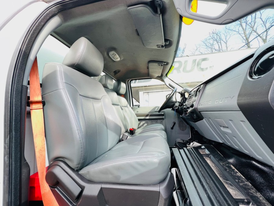 2015 Ford Super Duty F-750 Straight Frame 26FT DRY BOX TRUCK + CUMMINS ENGINE + NO CDL, available for sale in South Amboy, New Jersey | NJ Truck Spot. South Amboy, New Jersey 2015 Ford Super Duty F-750 Straight Frame 26FT DRY BOX TRUCK + CUMMINS ENGINE + NO CDL, available for sale in South Amboy, New Jersey | NJ Truck Spot. South Amboy, New Jersey