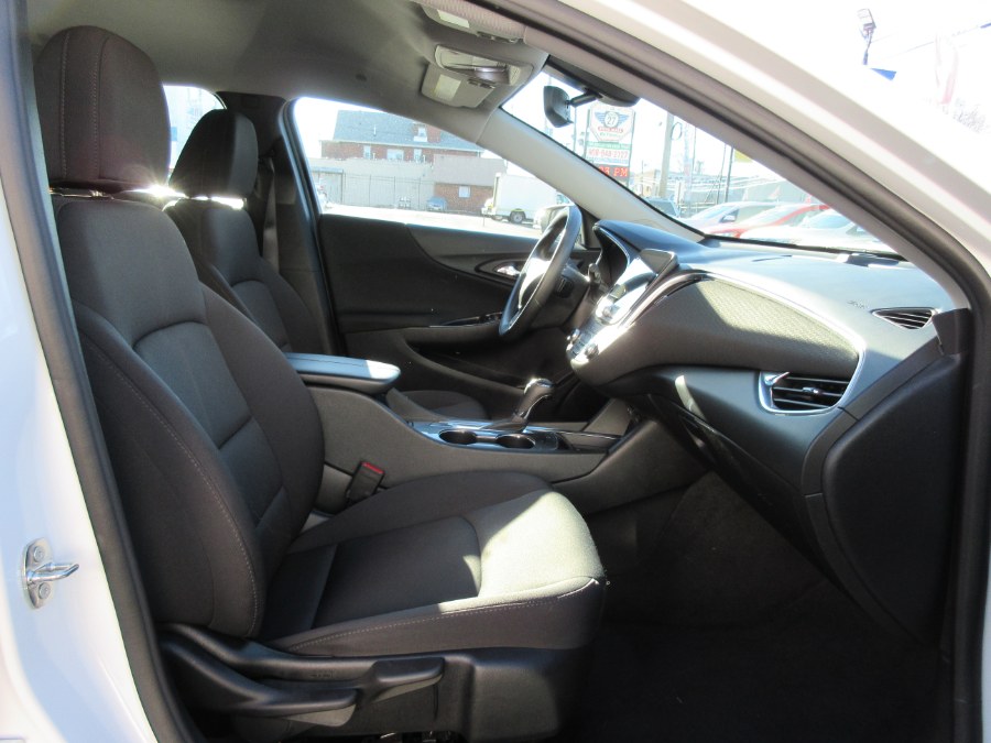 2020 Chevrolet Malibu 4dr Sdn LT, available for sale in Linden, New Jersey | Route 27 Auto Mall. Linden, New Jersey 2020 Chevrolet Malibu 4dr Sdn LT, available for sale in Linden, New Jersey | Route 27 Auto Mall. Linden, New Jersey