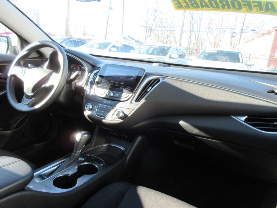 2020 Chevrolet Malibu 4dr Sdn LT, available for sale in Linden, New Jersey | Route 27 Auto Mall. Linden, New Jersey 2020 Chevrolet Malibu 4dr Sdn LT, available for sale in Linden, New Jersey | Route 27 Auto Mall. Linden, New Jersey