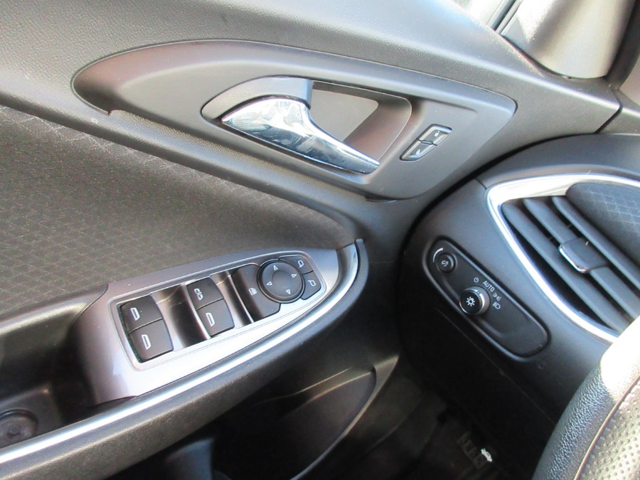 2020 Chevrolet Malibu 4dr Sdn LT, available for sale in Linden, New Jersey | Route 27 Auto Mall. Linden, New Jersey 2020 Chevrolet Malibu 4dr Sdn LT, available for sale in Linden, New Jersey | Route 27 Auto Mall. Linden, New Jersey