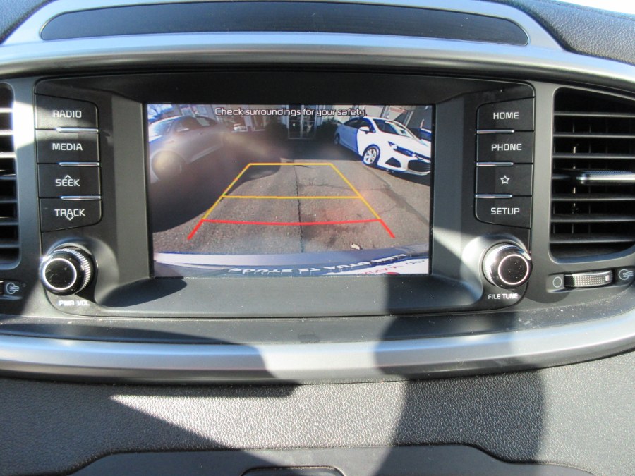 2020 Kia Sorento LX V6 AWD, available for sale in Linden, New Jersey | Route 27 Auto Mall. Linden, New Jersey 2020 Kia Sorento LX V6 AWD, available for sale in Linden, New Jersey | Route 27 Auto Mall. Linden, New Jersey