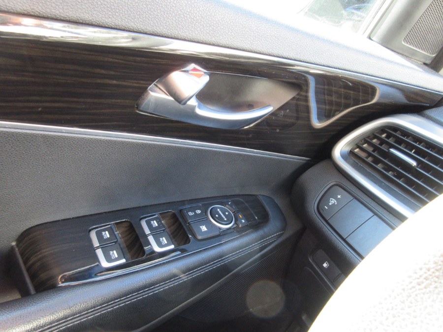 2020 Kia Sorento LX V6 AWD, available for sale in Linden, New Jersey | Route 27 Auto Mall. Linden, New Jersey 2020 Kia Sorento LX V6 AWD, available for sale in Linden, New Jersey | Route 27 Auto Mall. Linden, New Jersey