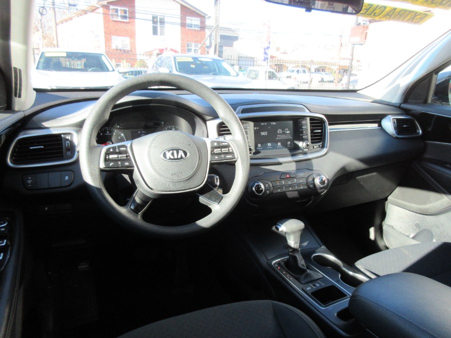 2020 Kia Sorento LX V6 AWD, available for sale in Linden, New Jersey | Route 27 Auto Mall. Linden, New Jersey 2020 Kia Sorento LX V6 AWD, available for sale in Linden, New Jersey | Route 27 Auto Mall. Linden, New Jersey