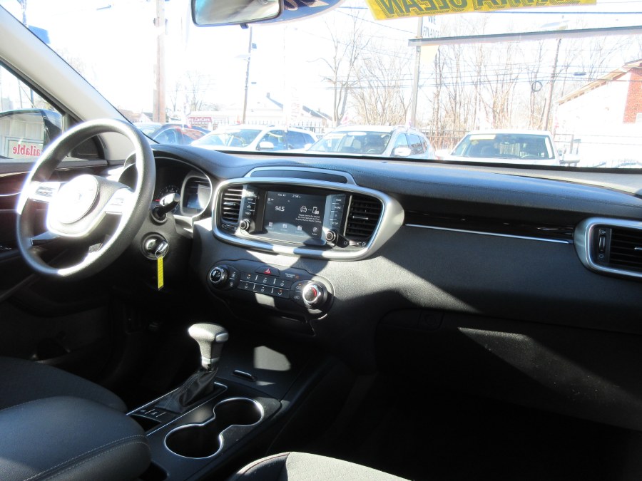 2020 Kia Sorento LX V6 AWD, available for sale in Linden, New Jersey | Route 27 Auto Mall. Linden, New Jersey 2020 Kia Sorento LX V6 AWD, available for sale in Linden, New Jersey | Route 27 Auto Mall. Linden, New Jersey
