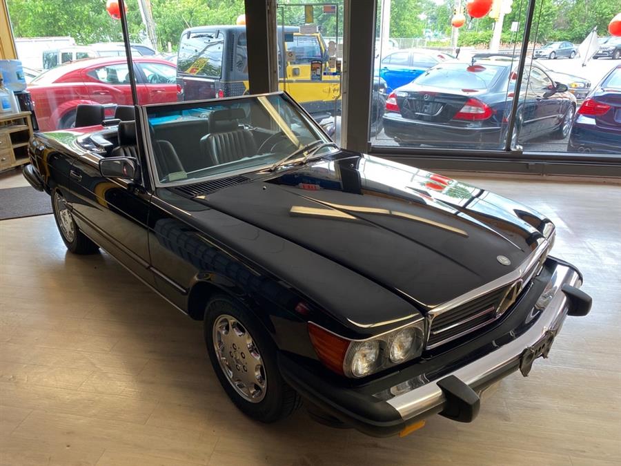 1989 Mercedes-benz 560 Series 560SL, available for sale in Garfield, New Jersey | Urban Motors Collection. Garfield, New Jersey 1989 Mercedes-benz 560 Series 560SL, available for sale in Garfield, New Jersey | Urban Motors Collection. Garfield, New Jersey