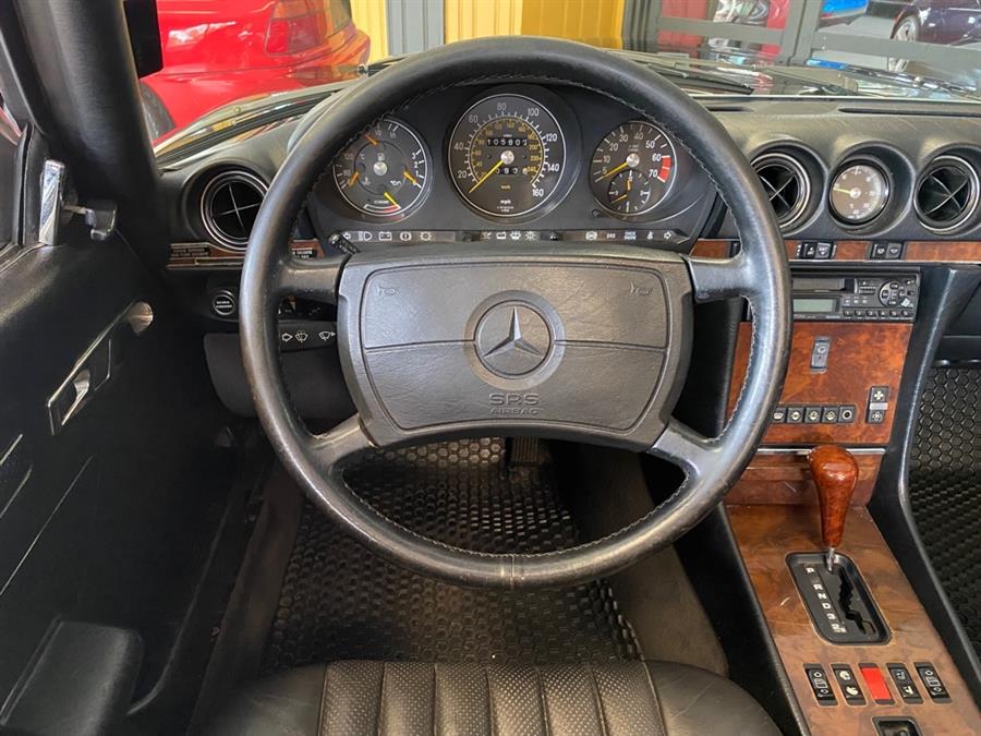 1989 Mercedes-benz 560 Series 560SL, available for sale in Garfield, New Jersey | Urban Motors Collection. Garfield, New Jersey 1989 Mercedes-benz 560 Series 560SL, available for sale in Garfield, New Jersey | Urban Motors Collection. Garfield, New Jersey