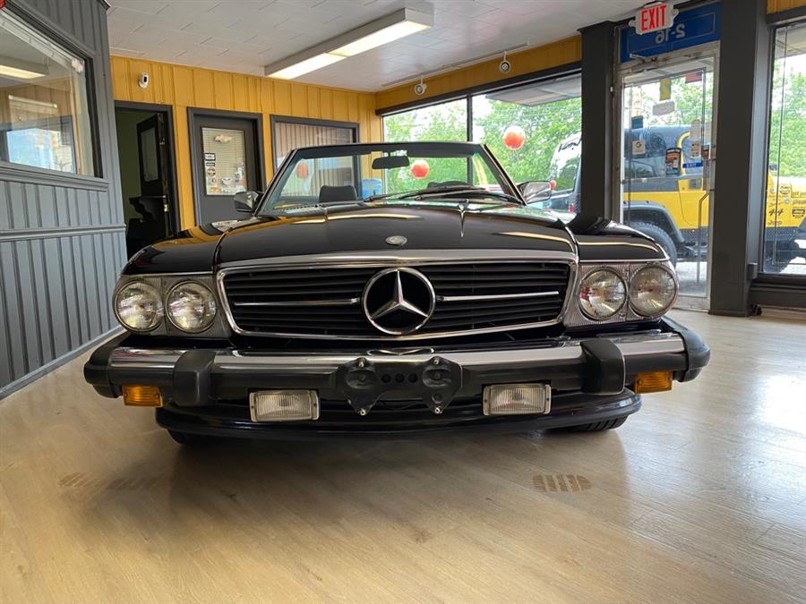 1989 Mercedes-benz 560 Series 560SL, available for sale in Garfield, New Jersey | Urban Motors Collection. Garfield, New Jersey 1989 Mercedes-benz 560 Series 560SL, available for sale in Garfield, New Jersey | Urban Motors Collection. Garfield, New Jersey