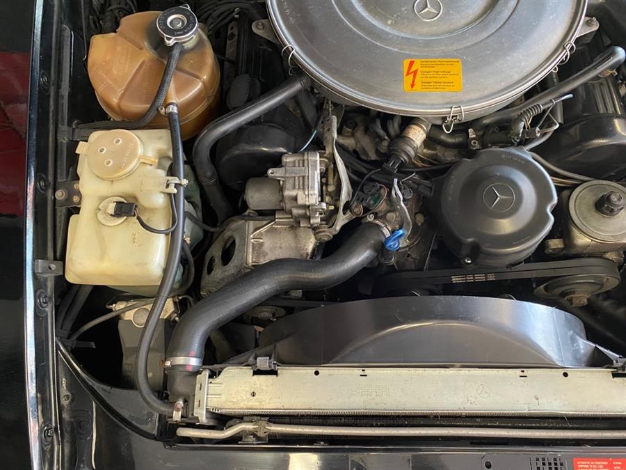 1989 Mercedes-benz 560 Series 560SL, available for sale in Garfield, New Jersey | Urban Motors Collection. Garfield, New Jersey 1989 Mercedes-benz 560 Series 560SL, available for sale in Garfield, New Jersey | Urban Motors Collection. Garfield, New Jersey