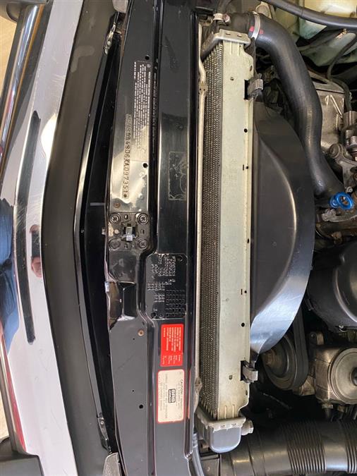 1989 Mercedes-benz 560 Series 560SL, available for sale in Garfield, New Jersey | Urban Motors Collection. Garfield, New Jersey 1989 Mercedes-benz 560 Series 560SL, available for sale in Garfield, New Jersey | Urban Motors Collection. Garfield, New Jersey
