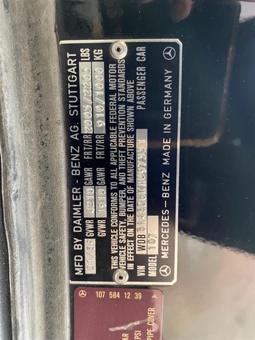 1989 Mercedes-benz 560 Series 560SL, available for sale in Garfield, New Jersey | Urban Motors Collection. Garfield, New Jersey 1989 Mercedes-benz 560 Series 560SL, available for sale in Garfield, New Jersey | Urban Motors Collection. Garfield, New Jersey