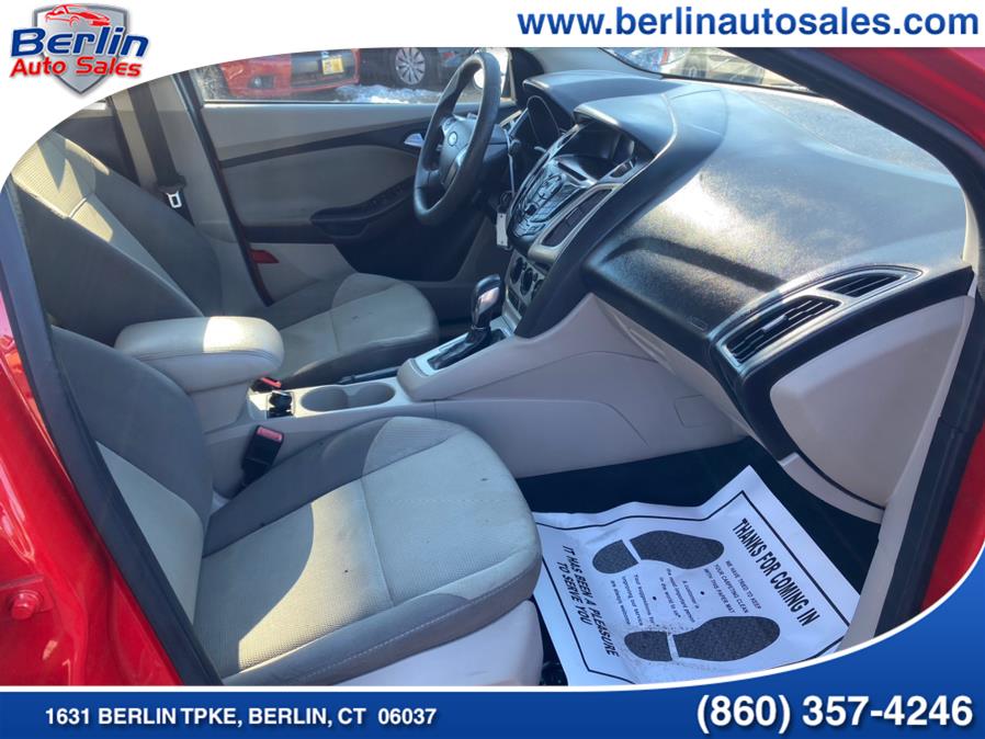 Used Ford Focus 4dr Sdn SE 2013 | Berlin Auto Sales LLC. Berlin, Connecticut Used Ford Focus 4dr Sdn SE 2013 | Berlin Auto Sales LLC. Berlin, Connecticut