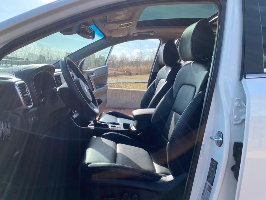 2022 Kia Sportage EX FWD, available for sale in Irvington, New Jersey | Chancellor Auto Grp Intl Co. Irvington, New Jersey 2022 Kia Sportage EX FWD, available for sale in Irvington, New Jersey | Chancellor Auto Grp Intl Co. Irvington, New Jersey