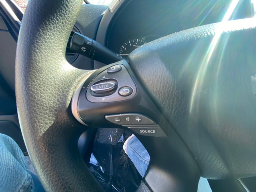 Used Nissan Pathfinder 4WD 4dr S 2015 | VEB Auto Sales. Hartford, Connecticut Used Nissan Pathfinder 4WD 4dr S 2015 | VEB Auto Sales. Hartford, Connecticut
