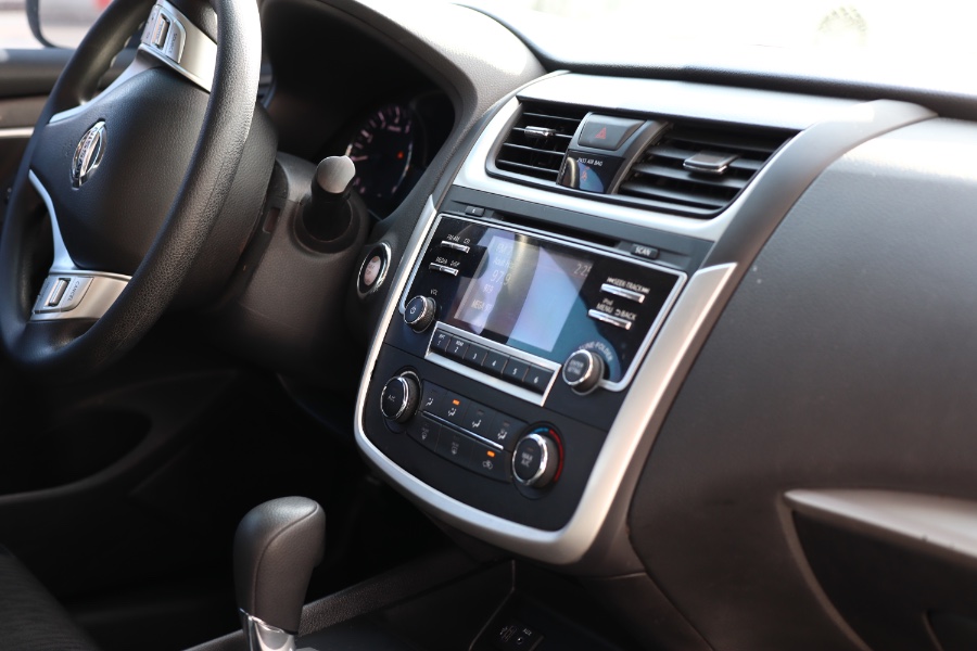 2016 Nissan Altima 4dr Sdn I4 2.5, available for sale in Jamaica, New York | Hillside Auto Mall Inc.. Jamaica, New York 2016 Nissan Altima 4dr Sdn I4 2.5, available for sale in Jamaica, New York | Hillside Auto Mall Inc.. Jamaica, New York