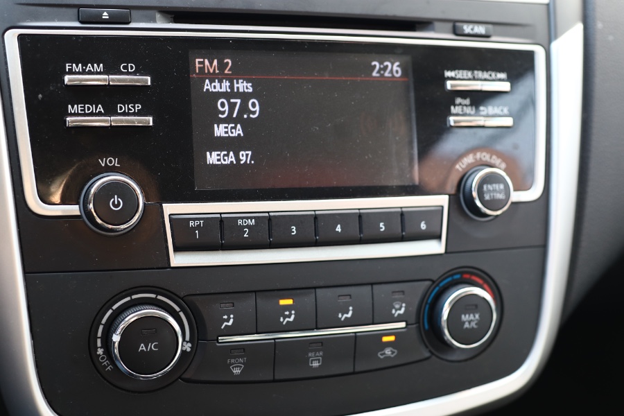 2016 Nissan Altima 4dr Sdn I4 2.5, available for sale in Jamaica, New York | Hillside Auto Mall Inc.. Jamaica, New York 2016 Nissan Altima 4dr Sdn I4 2.5, available for sale in Jamaica, New York | Hillside Auto Mall Inc.. Jamaica, New York