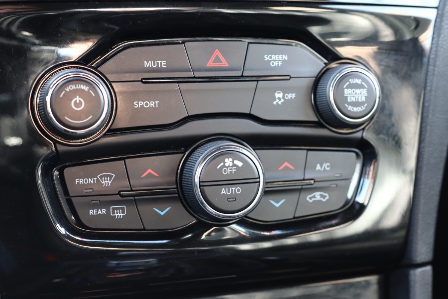 Used Chrysler 300 300S AWD 2019 | Hillside Auto Mall Inc.. Jamaica, New York Used Chrysler 300 300S AWD 2019 | Hillside Auto Mall Inc.. Jamaica, New York