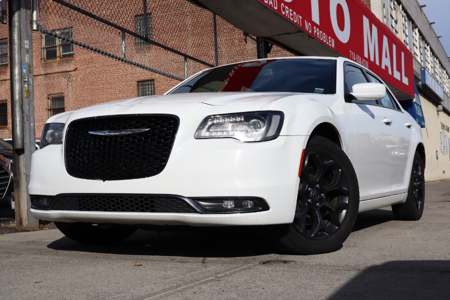 Used Chrysler 300 300S AWD 2019 | Hillside Auto Mall Inc.. Jamaica, New York Used Chrysler 300 300S AWD 2019 | Hillside Auto Mall Inc.. Jamaica, New York