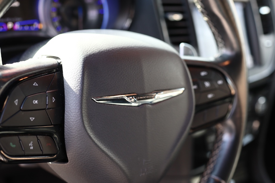 Used Chrysler 300 300S AWD 2019 | Hillside Auto Mall Inc.. Jamaica, New York Used Chrysler 300 300S AWD 2019 | Hillside Auto Mall Inc.. Jamaica, New York