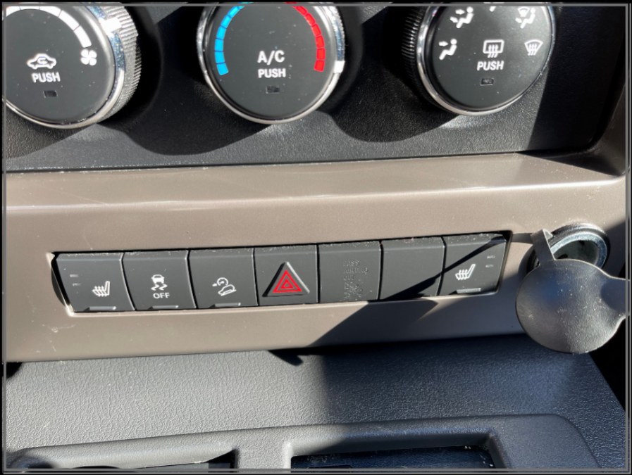 2012 Jeep Liberty 4WD 4dr lattitude, available for sale in Huntington Station, New York | My Auto Inc.. Huntington Station, New York 2012 Jeep Liberty 4WD 4dr lattitude, available for sale in Huntington Station, New York | My Auto Inc.. Huntington Station, New York
