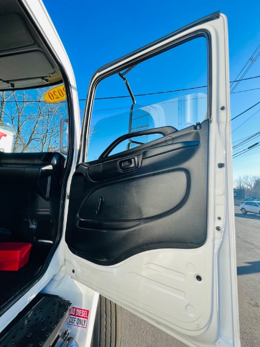 Used HINO 268A 26 FEET DRY BOX + LIFT GATE + NO CDL 2020 | NJ Truck Spot. South Amboy, New Jersey Used HINO 268A 26 FEET DRY BOX + LIFT GATE + NO CDL 2020 | NJ Truck Spot. South Amboy, New Jersey