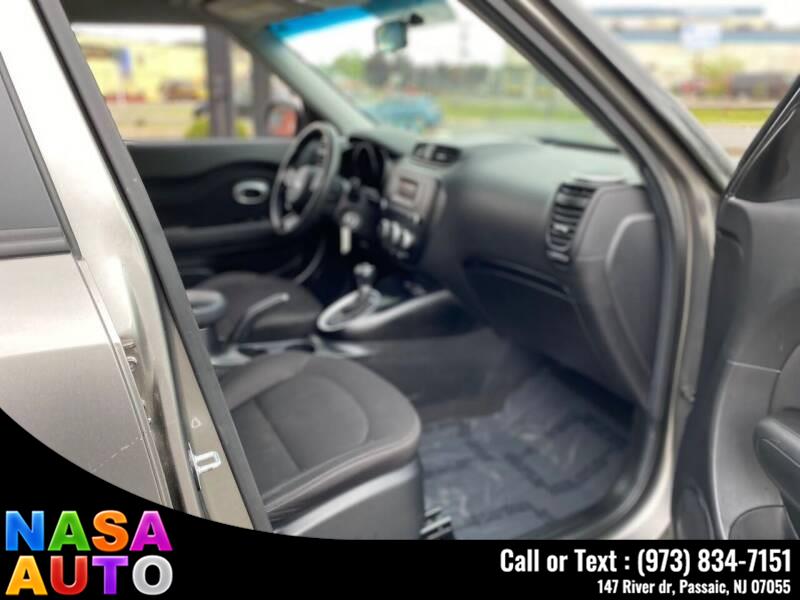 2015 Kia Soul 5dr Wgn Auto Base, available for sale in Passaic, New Jersey | Nasa Auto. Passaic, New Jersey 2015 Kia Soul 5dr Wgn Auto Base, available for sale in Passaic, New Jersey | Nasa Auto. Passaic, New Jersey