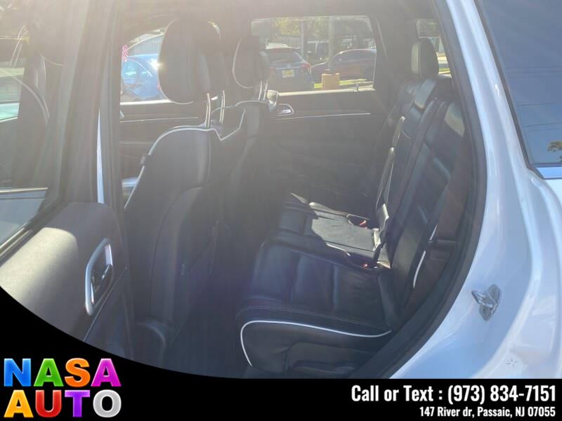 2014 Jeep Grand Cherokee 4WD 4dr Overland, available for sale in Passaic, New Jersey | Nasa Auto. Passaic, New Jersey 2014 Jeep Grand Cherokee 4WD 4dr Overland, available for sale in Passaic, New Jersey | Nasa Auto. Passaic, New Jersey