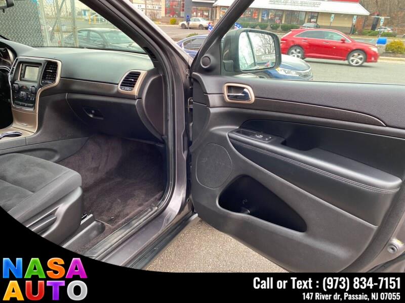 2015 Jeep Grand Cherokee 4WD 4dr Laredo, available for sale in Passaic, New Jersey | Nasa Auto. Passaic, New Jersey 2015 Jeep Grand Cherokee 4WD 4dr Laredo, available for sale in Passaic, New Jersey | Nasa Auto. Passaic, New Jersey