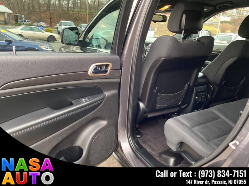 2015 Jeep Grand Cherokee 4WD 4dr Laredo, available for sale in Passaic, New Jersey | Nasa Auto. Passaic, New Jersey 2015 Jeep Grand Cherokee 4WD 4dr Laredo, available for sale in Passaic, New Jersey | Nasa Auto. Passaic, New Jersey